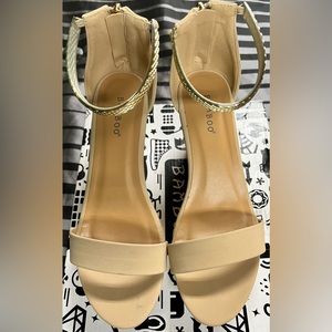 Bamboo Nude colored wedges with back zipper.
